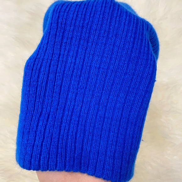 Forever21 Blue Knit Beanie Hat - Picture 2 of 2